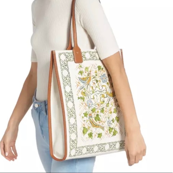 Authentic TORY BURCH Leather/Cotton printed magnetic snap long Tote - Picture 3 of 12